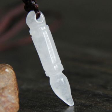 毛笔的寓意好文采笔下生花 翡翠毛笔吊坠有多少个寓意你知道吗