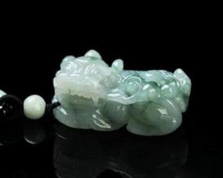 翡翠貔貅开光后 好运财运福运统统找上门 翡翠貔貅开光后 好运财运福运统统找上门