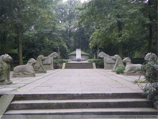 貔貅风水摆件有哪些讲究?貔貅能放在卧室吗? 貔貅风水摆件有哪些讲究?貔貅能放在卧室吗?