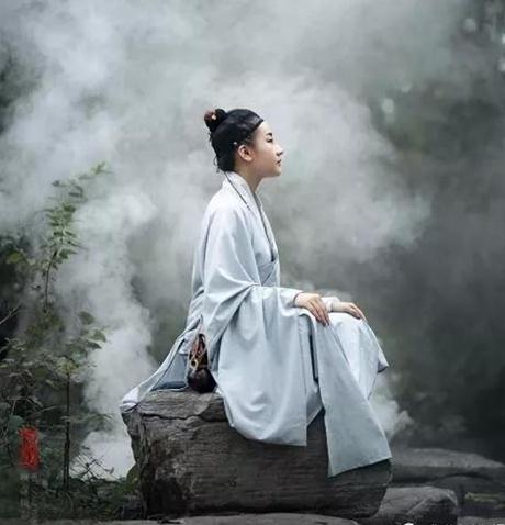 进门见水缸风水好不好?水缸不能放在什么地方? 进门见水缸风水好不好?水缸不能放在什么地方?