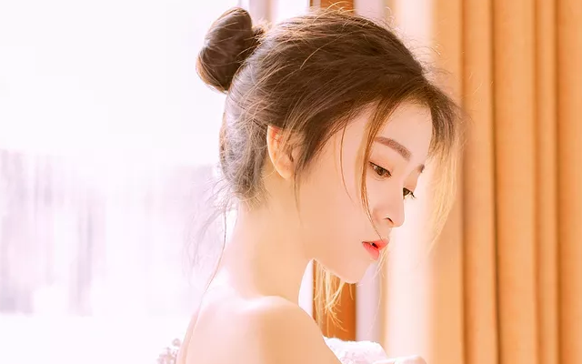 2021年十二生肖属猪人的运势分析,单身的猪猪们情缘依然是镜花水月