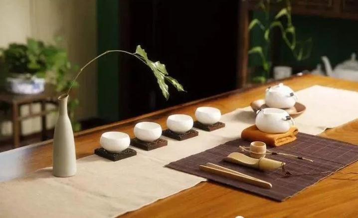 家居风水相宅秘诀,当厅若作穿心梁，其家定不祥