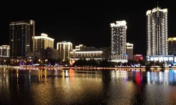 文昌塔可以提升学习和考试运，文昌塔摆件什么材质的最灵验？