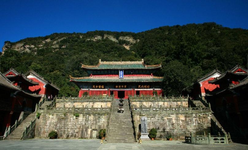 铜钱有什么作用？铜钱可以挂在横梁上吗？会影响风水吗？