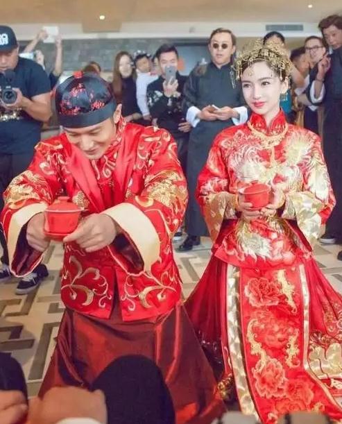 从生辰八字详细分析一生婚姻