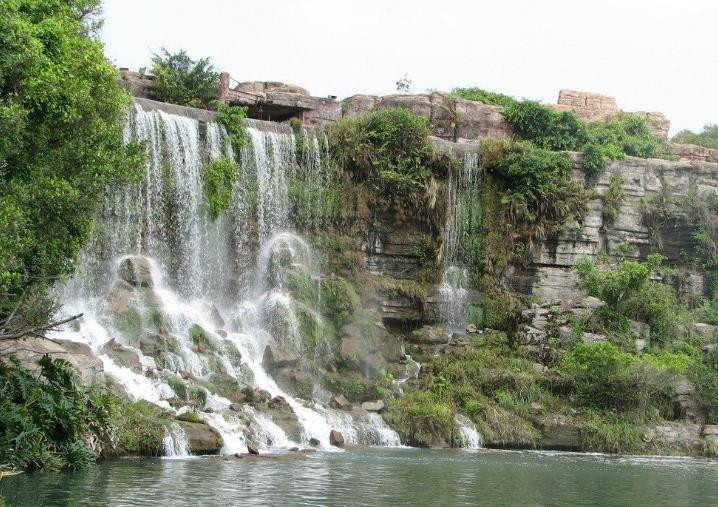 五行属火之人佩戴什么招财?