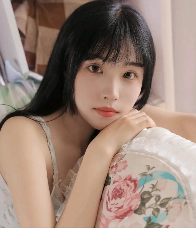 客厅与卧室挂画的风水讲究