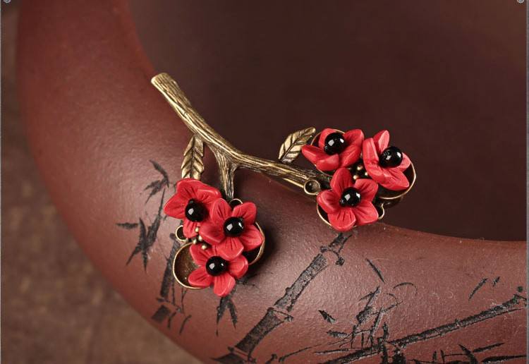 老人本命年适合戴什么饰品 红色饰品