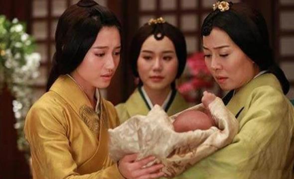 孩子出生时间的忌讳 “女怕午时生，男怕子夜临”