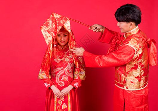 运势算姻缘　命理学中的八字合婚原则和方法