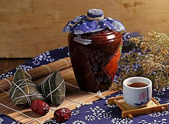 明朝与清朝的端午节，在民间和宫廷各有哪些独特的习俗