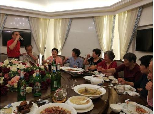 为什么搬家入宅后要请一些亲朋好友坐坐？