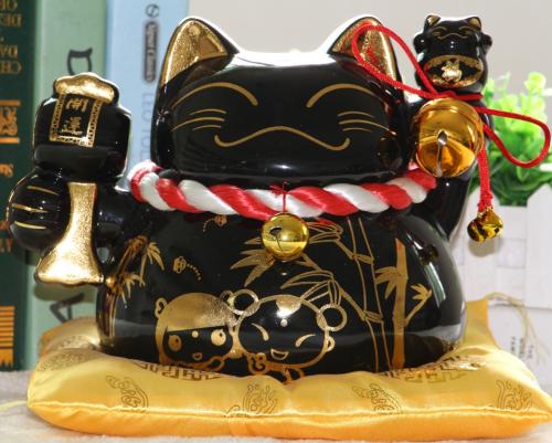 黑色招财猫代表什么？招财猫摆放风水