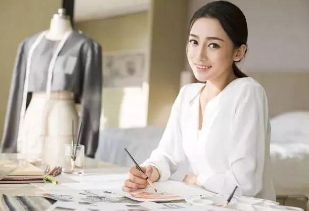 出生贫寒，早年四处奔波，中年发达，晚年幸福的生肖