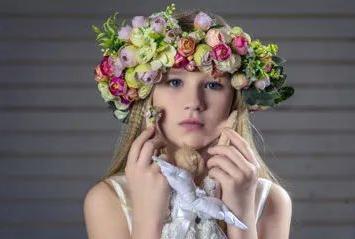 招桃花颜色钱包