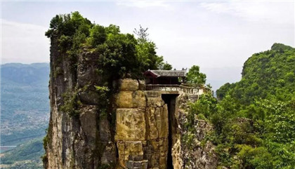 男士钱包怎么挑？什么颜色比较好