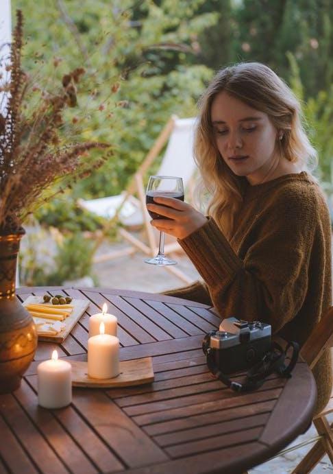 不欠人情，也不会占人便宜，但也不会倒贴的生肖女