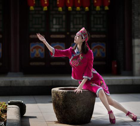 什么样的八字是伤官格