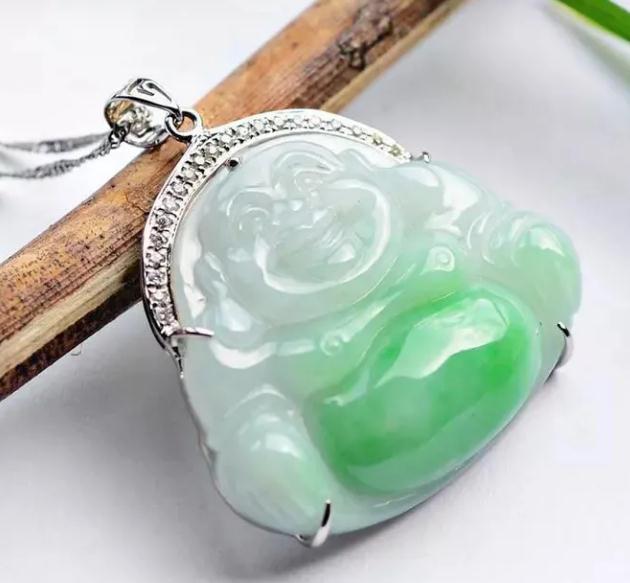 你知道自己的生肖禁忌戴什么首饰吗？