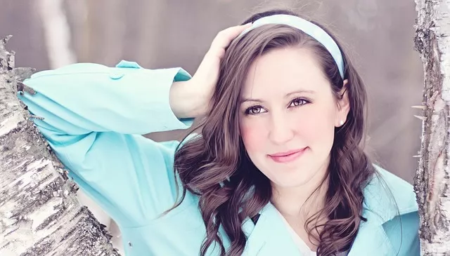 揭秘女人面相的早年坎坷与晚年美满