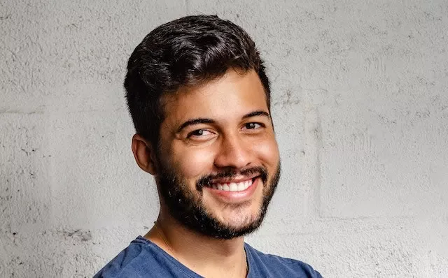 巨富的面相(嘴两边含珠大富大贵)