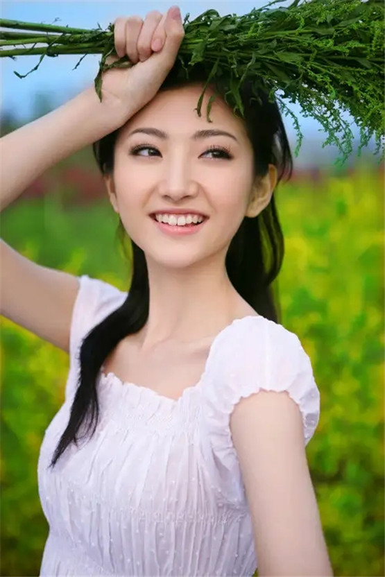 面相特征与运势坎坷的关联探讨