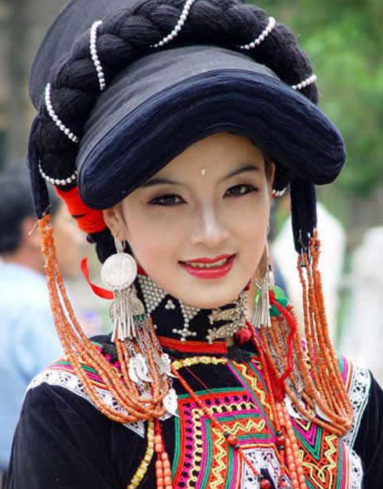 胎记与轮回：（一）朱红为记，再续母子情